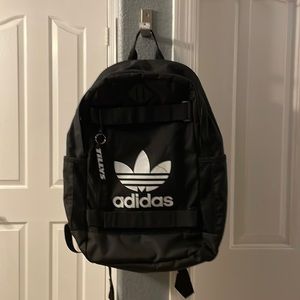 Adidas skateboard backpack